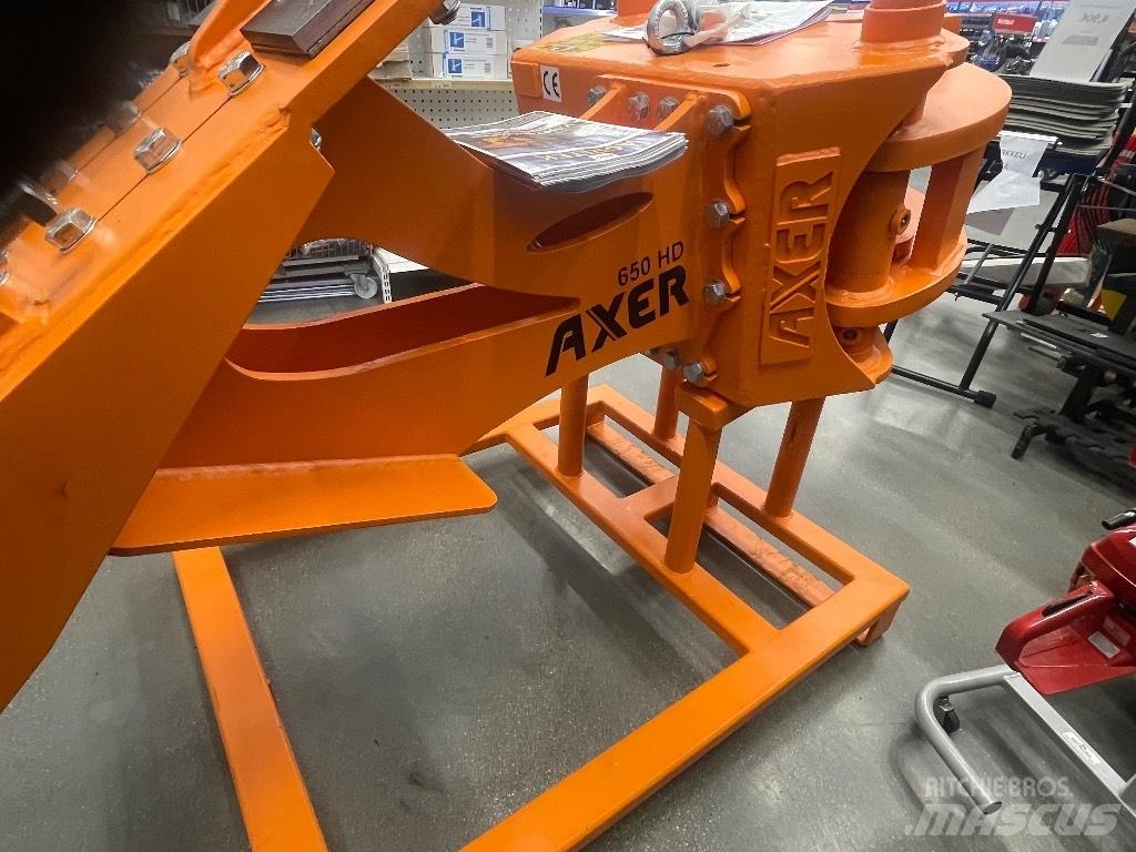 Axer 650 크레인 및 로더