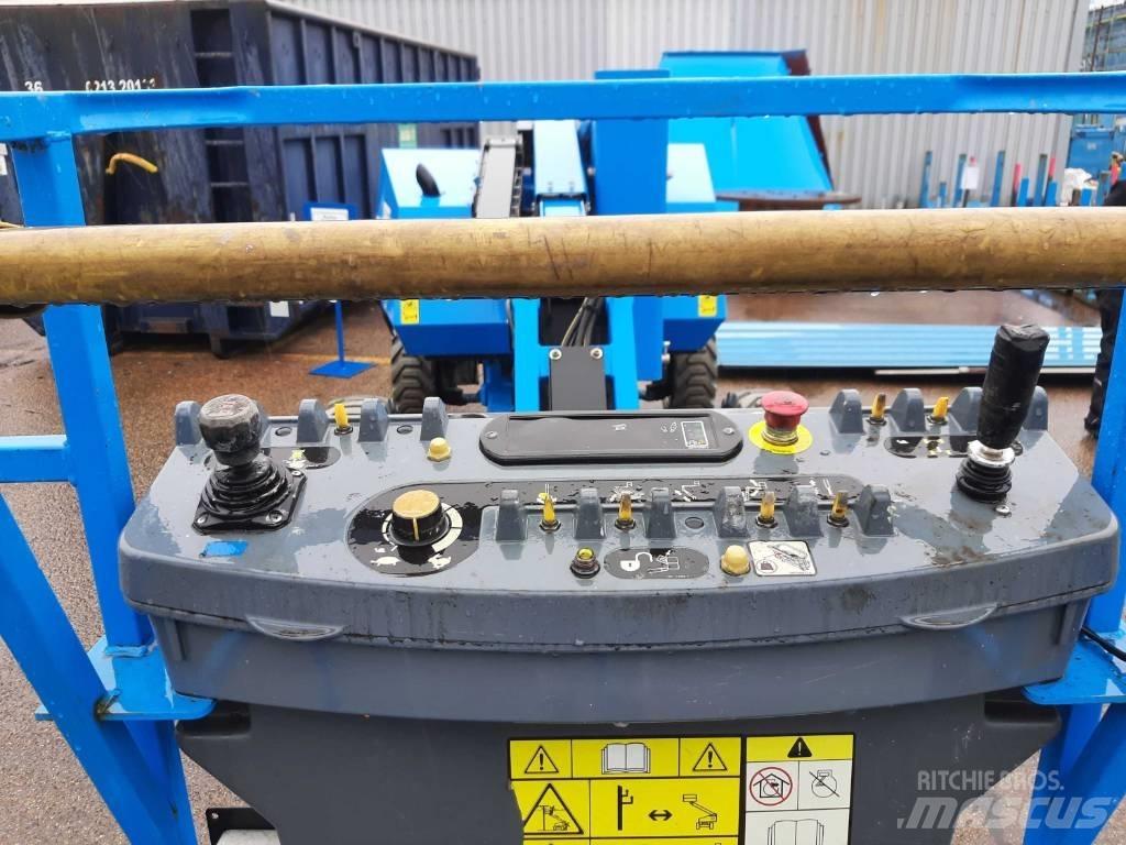 JLG H 340 AJ 관절형 전동이동 리프트