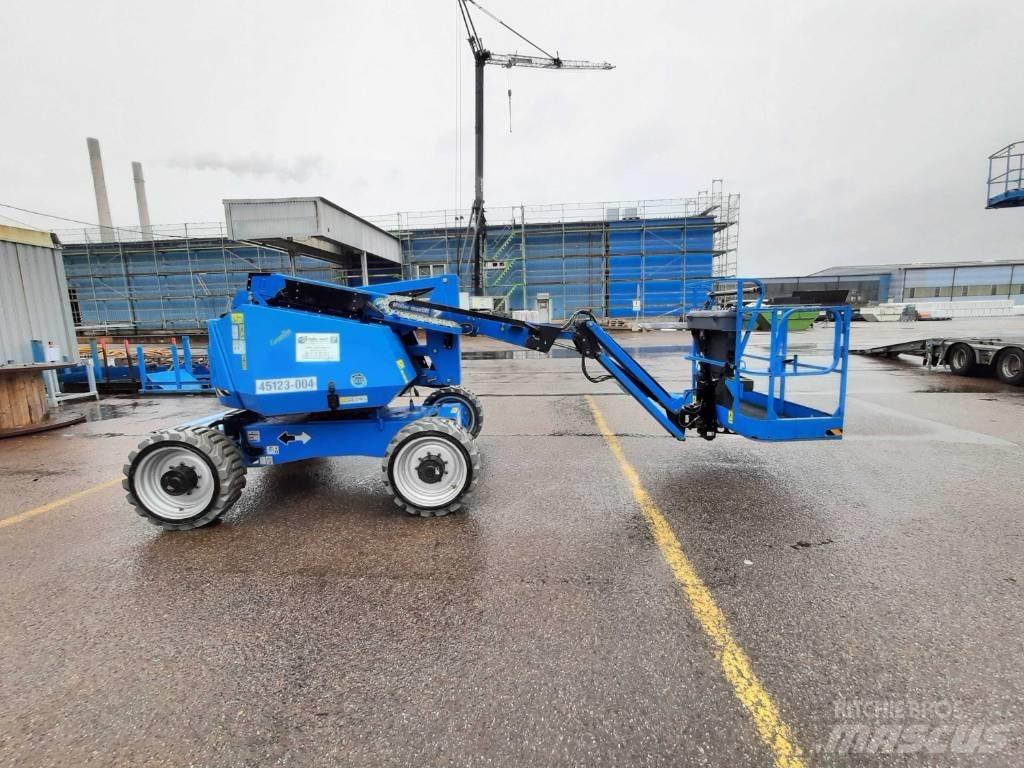 JLG H 340 AJ 관절형 전동이동 리프트