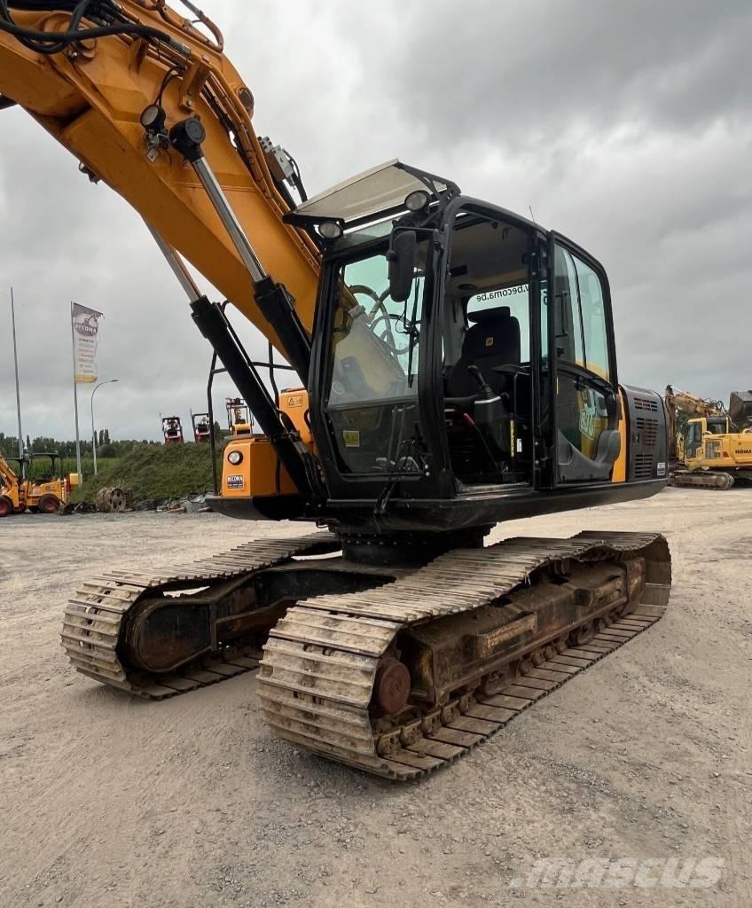 JCB JS 220 대형 굴삭기 29톤 이상