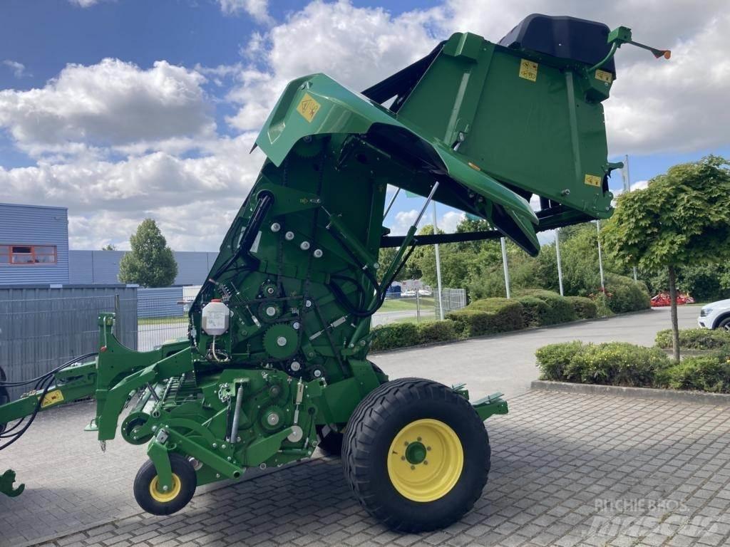 John Deere V461M 원형 곤포기