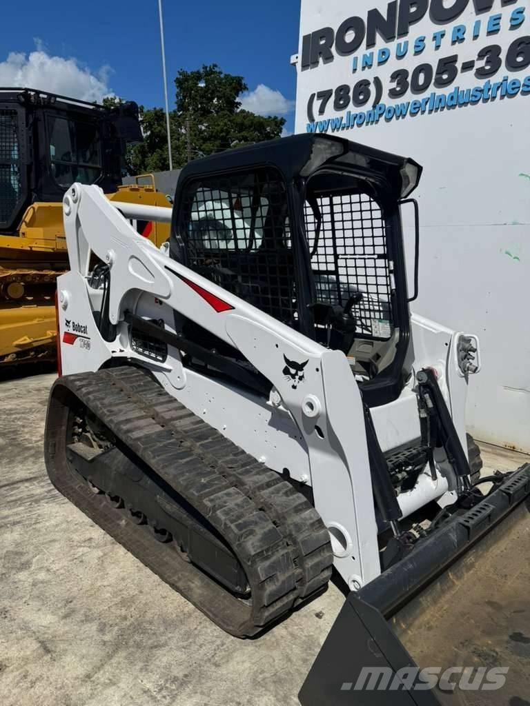 Bobcat T 740  스키드로더