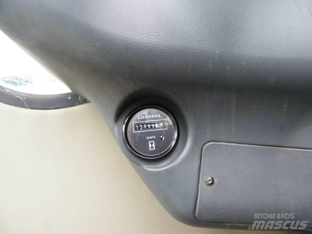 Liebherr A 314  휠 굴삭기