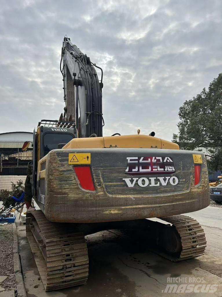 Volvo 240DL 대형 굴삭기 29톤 이상