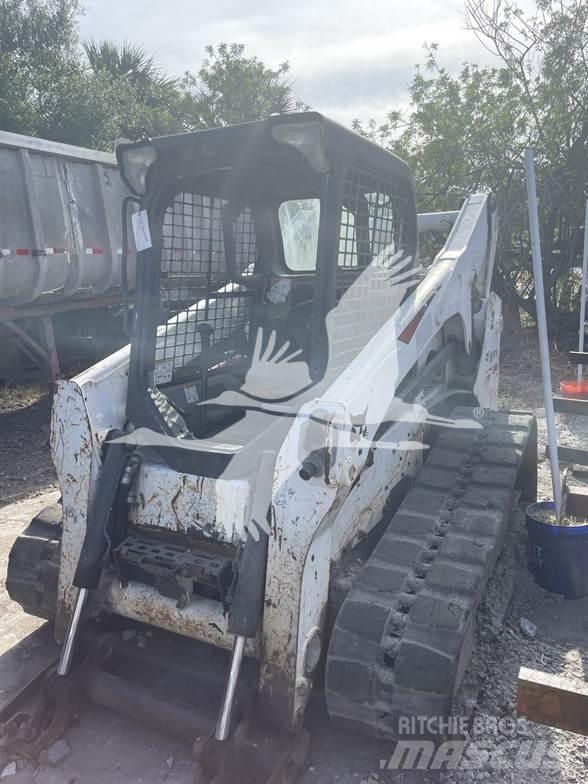 Bobcat T770  스키드로더