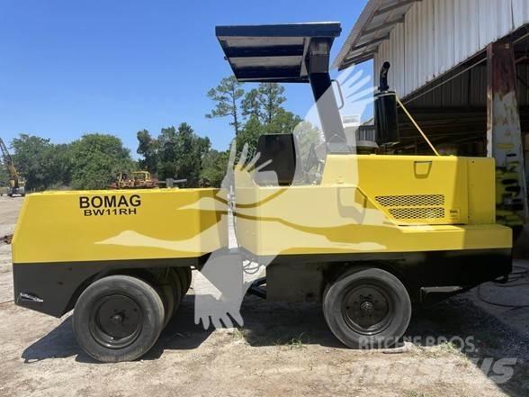Bomag BW11RH 공기 타이어 롤러