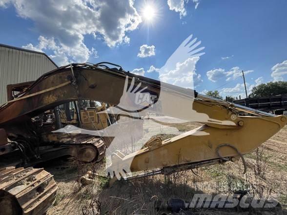 CAT 320 대형 굴삭기 29톤 이상