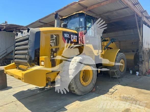 CAT 962L  휠로우더