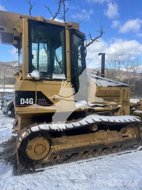 CAT D4G XL 크롤러 도저