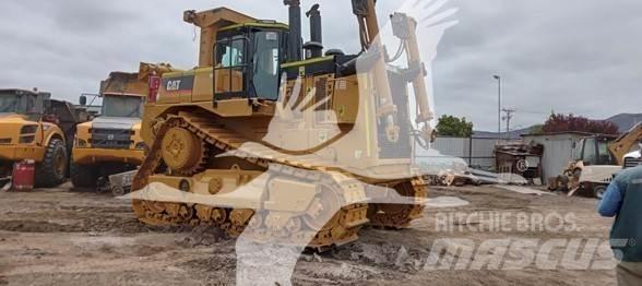 CAT D8T 크롤러 도저