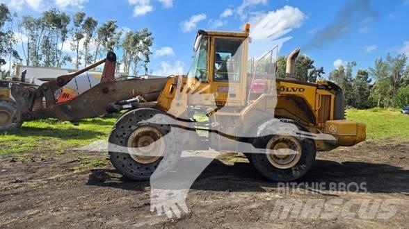 Volvo L120E  휠로우더