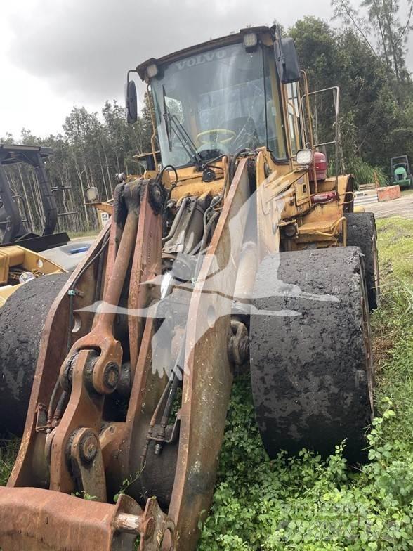 Volvo L120E  휠로우더