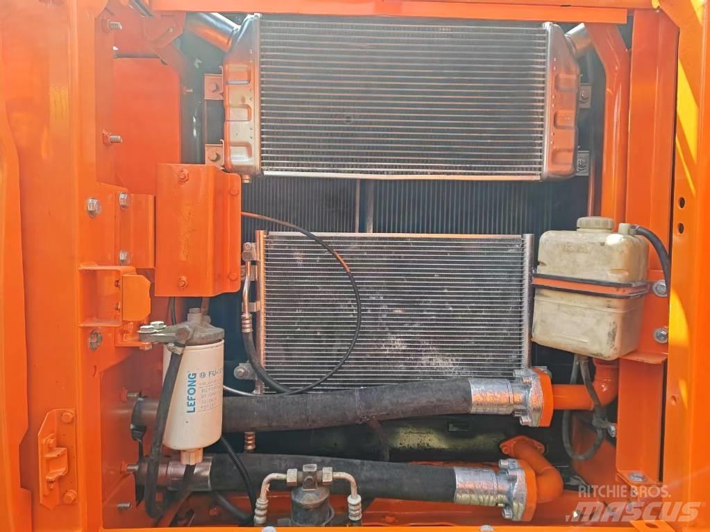 Doosan DX 225 LC 대형 굴삭기 29톤 이상
