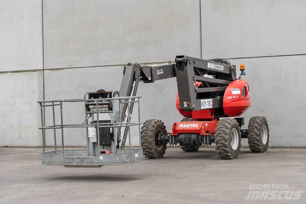 Manitou 180 ATJ 관절형 전동이동 리프트
