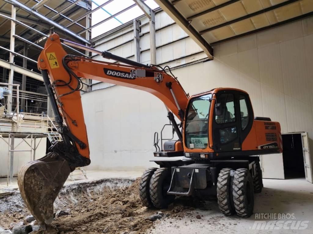 Doosan DX 150W-9C  휠 굴삭기