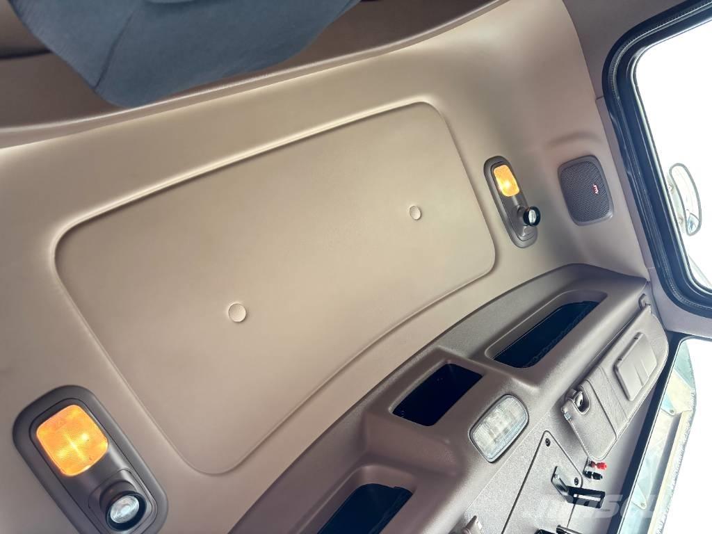 Peterbilt 389 회수 차량