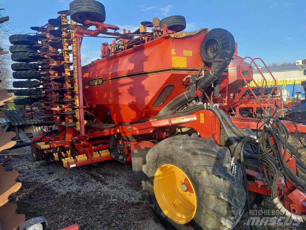 Väderstad Rapid 800J 드릴