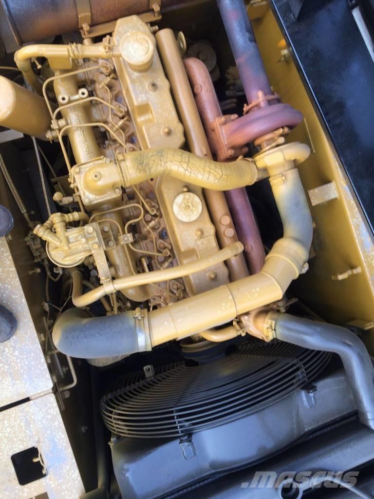 CAT 320 B 대형 굴삭기 29톤 이상