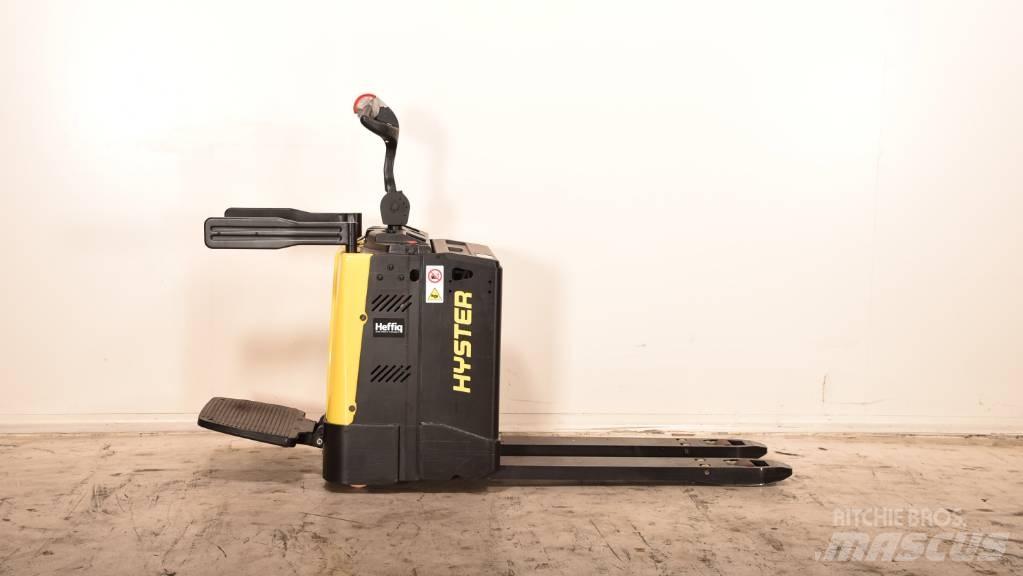 Hyster P 2.0 S 로우 리프터(승강대 포함)
