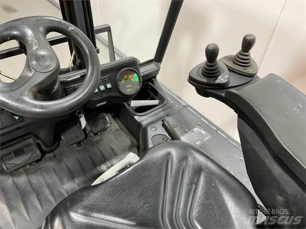 Linde E20 전동 지게차