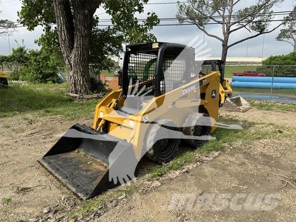 John Deere 315  스키드로더