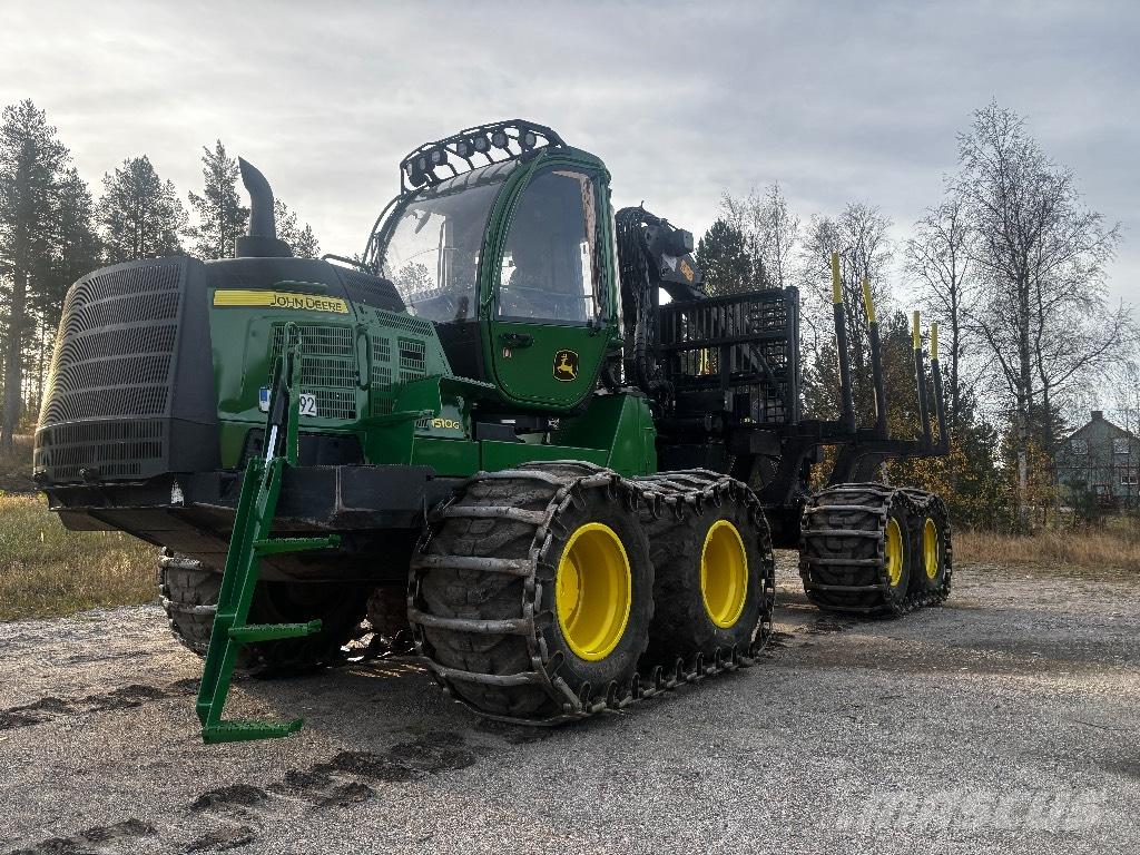 John Deere 1510G 원목 포워더