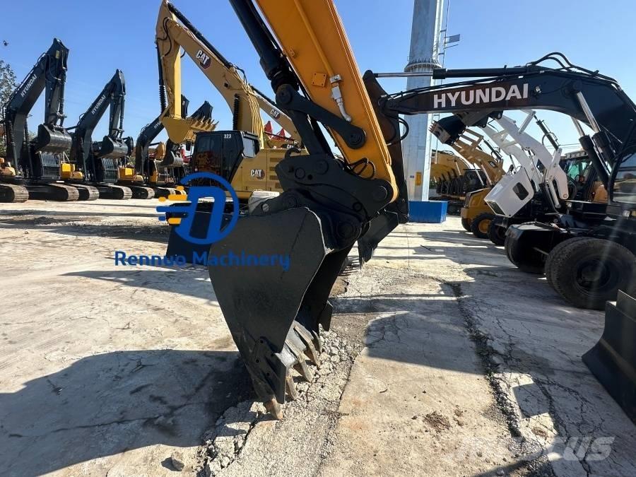 Hyundai R210W-9  휠 굴삭기