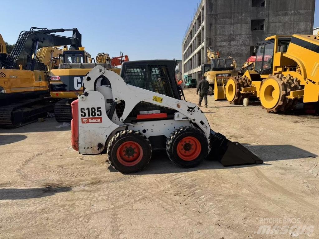 Bobcat S 185  스키드로더