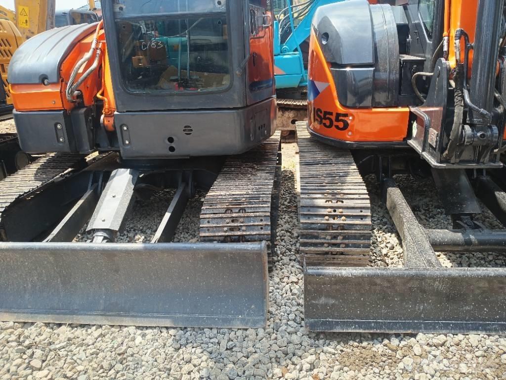 Hitachi ZX55 소형 굴삭기 7톤 미만