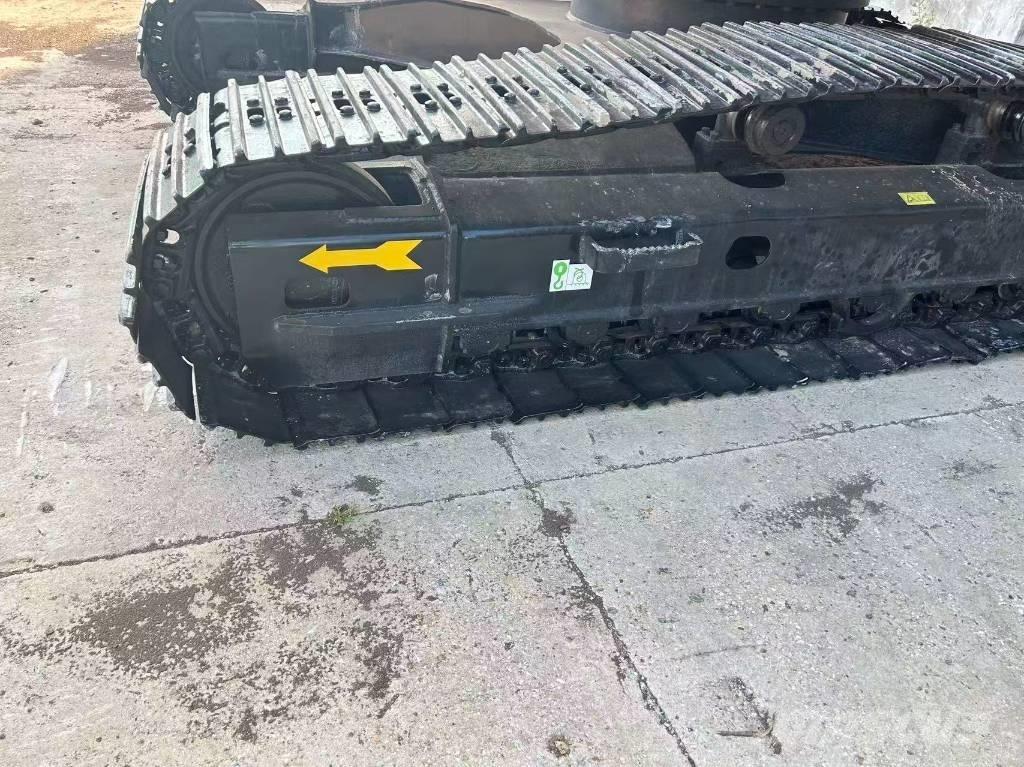 Doosan 225 대형 굴삭기 29톤 이상