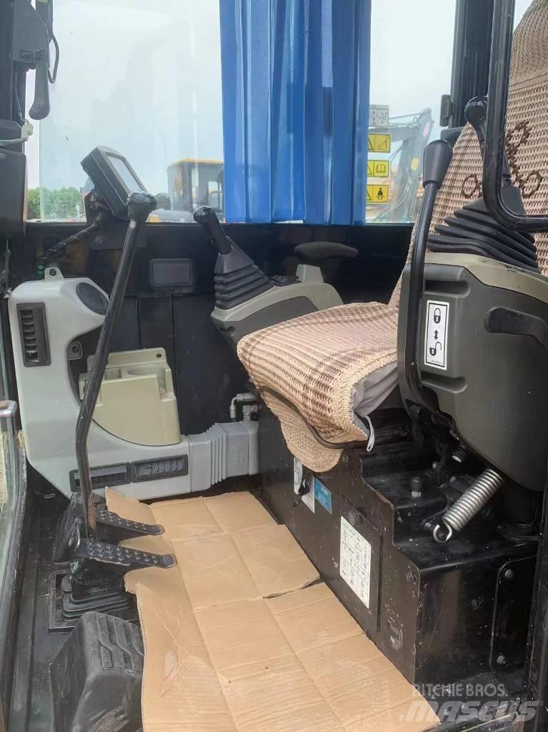 CAT 306E2 대형 굴삭기 29톤 이상