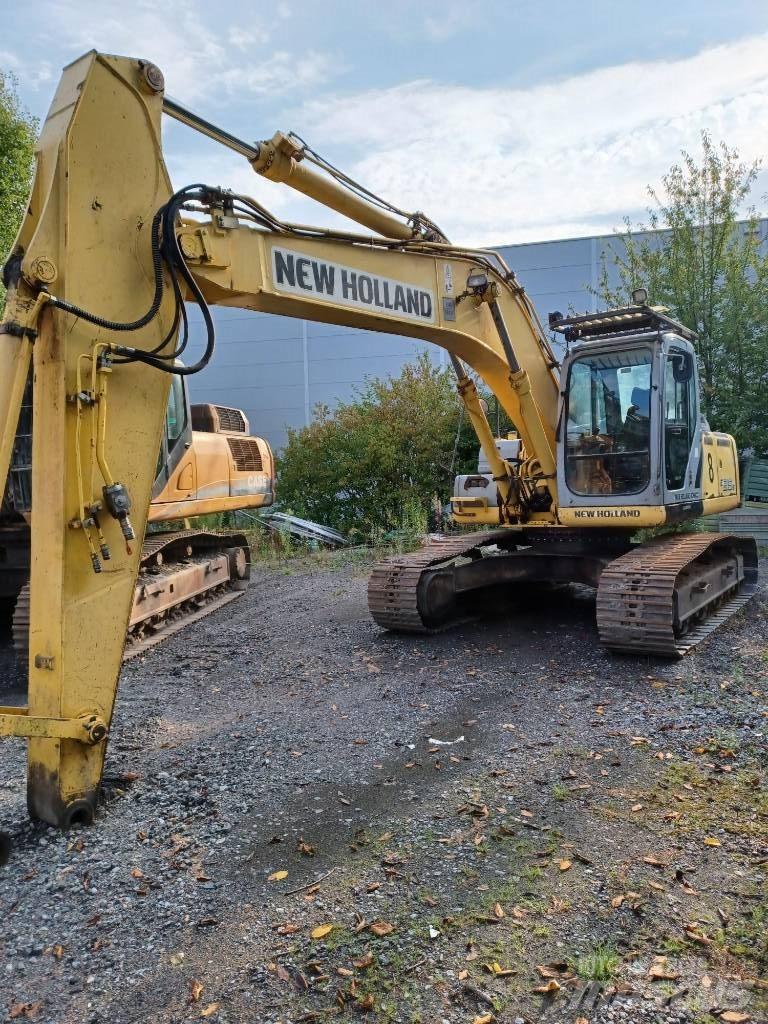 New Holland E 215 B 대형 굴삭기 29톤 이상