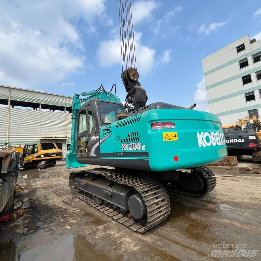 Kobelco SK200LC-8 대형 굴삭기 29톤 이상