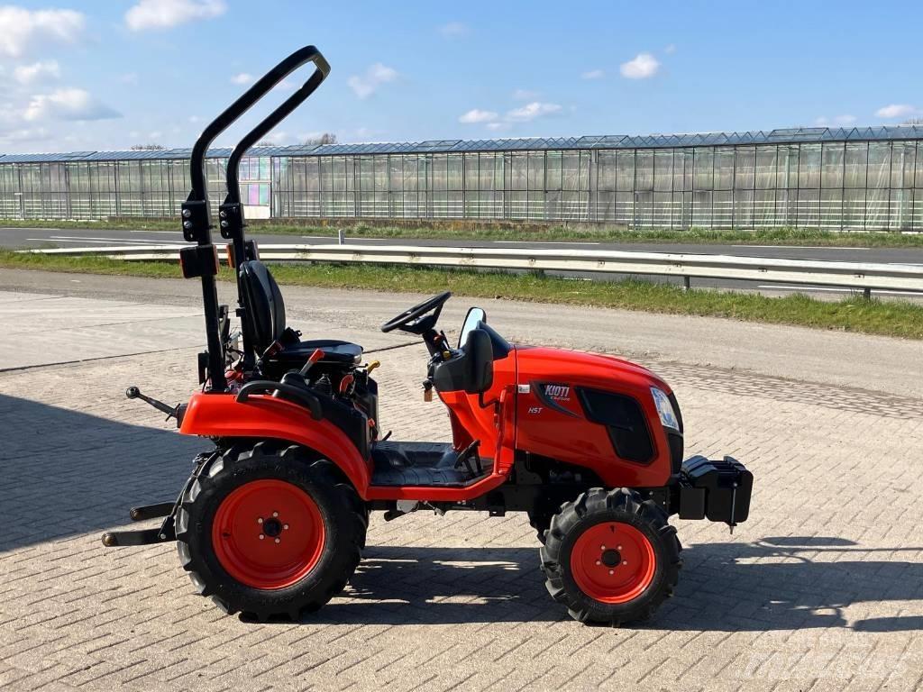 Kioti CS 2520 HST 트랙터