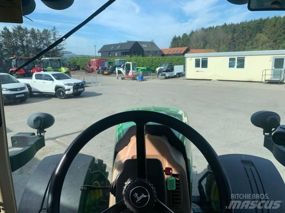 John Deere 7930 트랙터