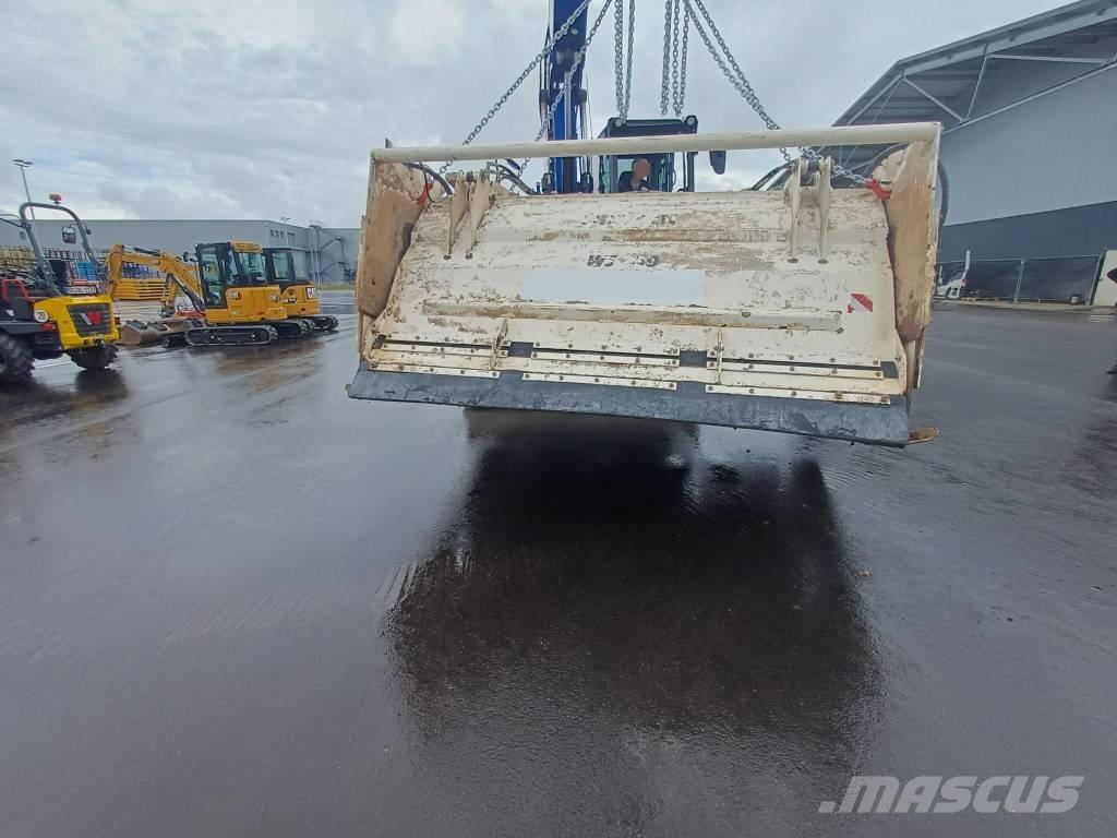 Wirtgen WS 250 아스팔트 리사이클러