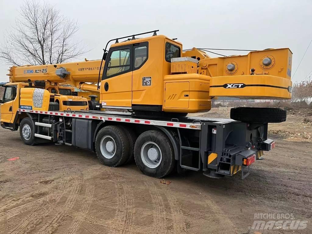 XCMG XCT 25 A/T 크레인