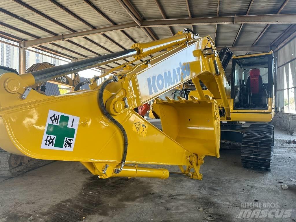 Komatsu PC 200-8 중형굴삭기 7톤-28톤