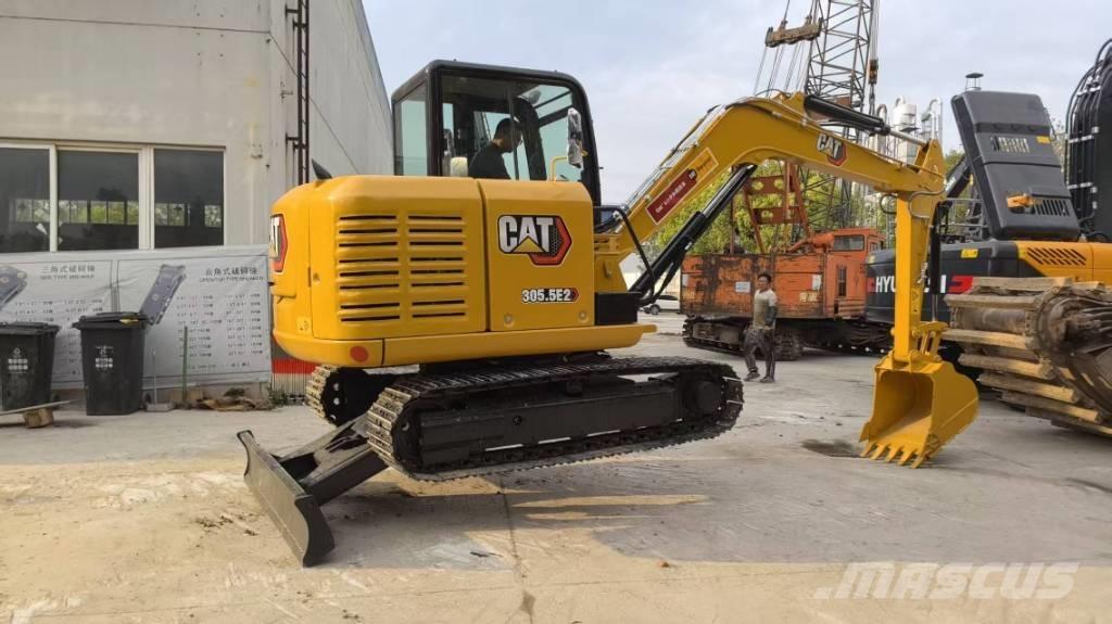 CAT 305.5E2 소형 굴삭기 7톤 미만