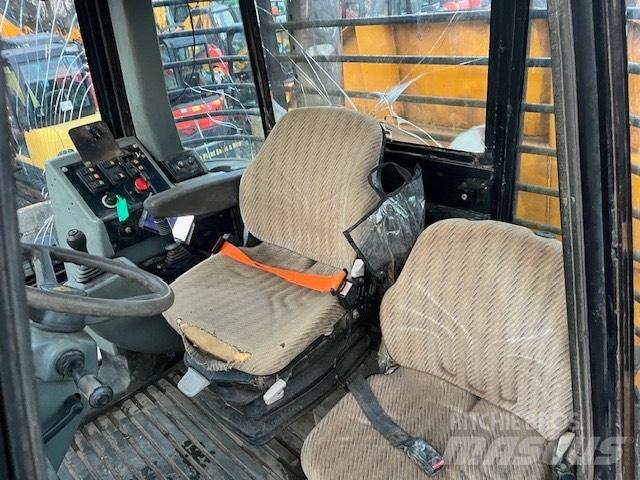 JCB 714 연결식 홀러
