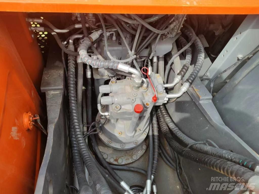 Hitachi ZX200 대형 굴삭기 29톤 이상