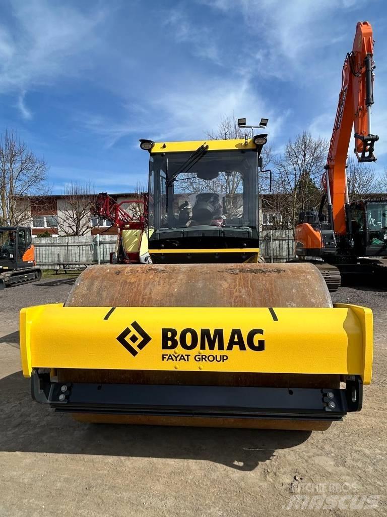 Bomag BW 211 D5 토양 다짐기