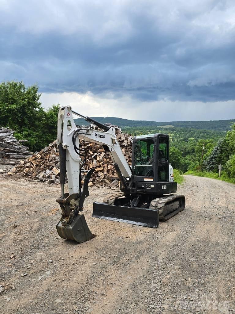 Bobcat E 50 소형 굴삭기 7톤 미만