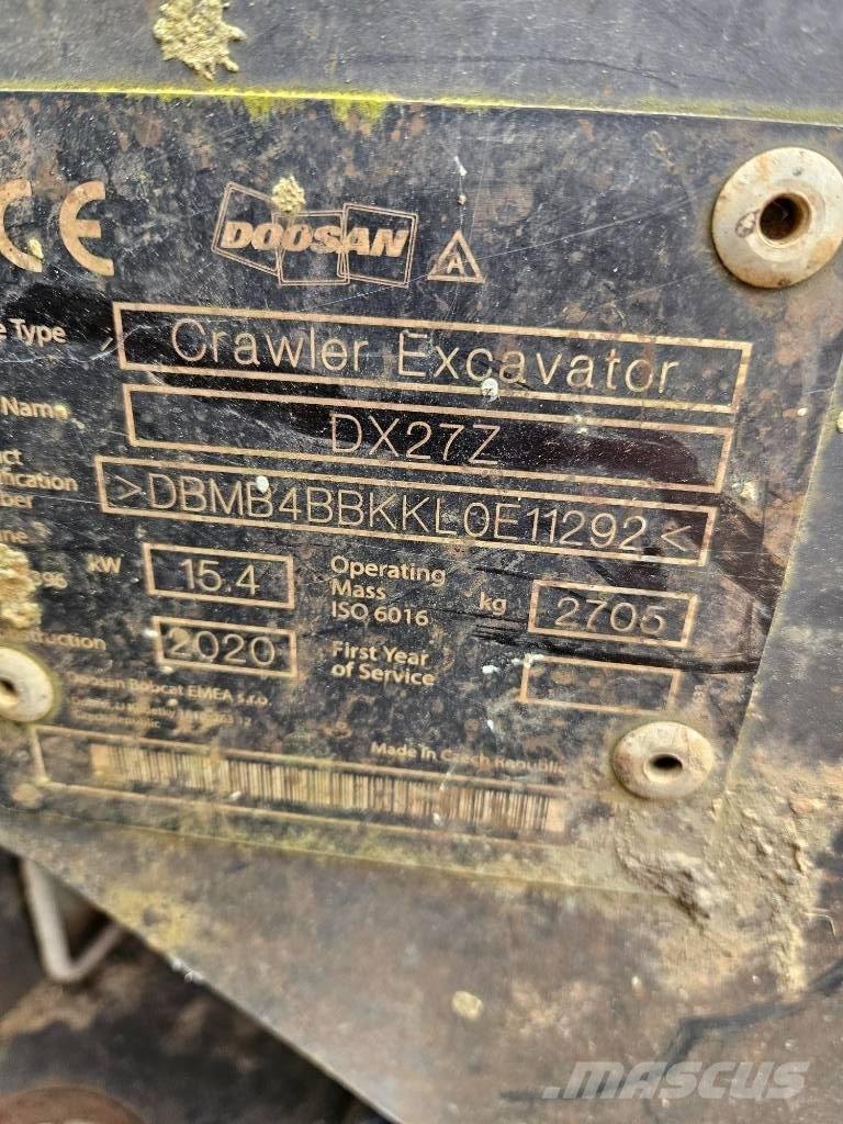 Doosan DX 27 Z 소형 굴삭기 7톤 미만