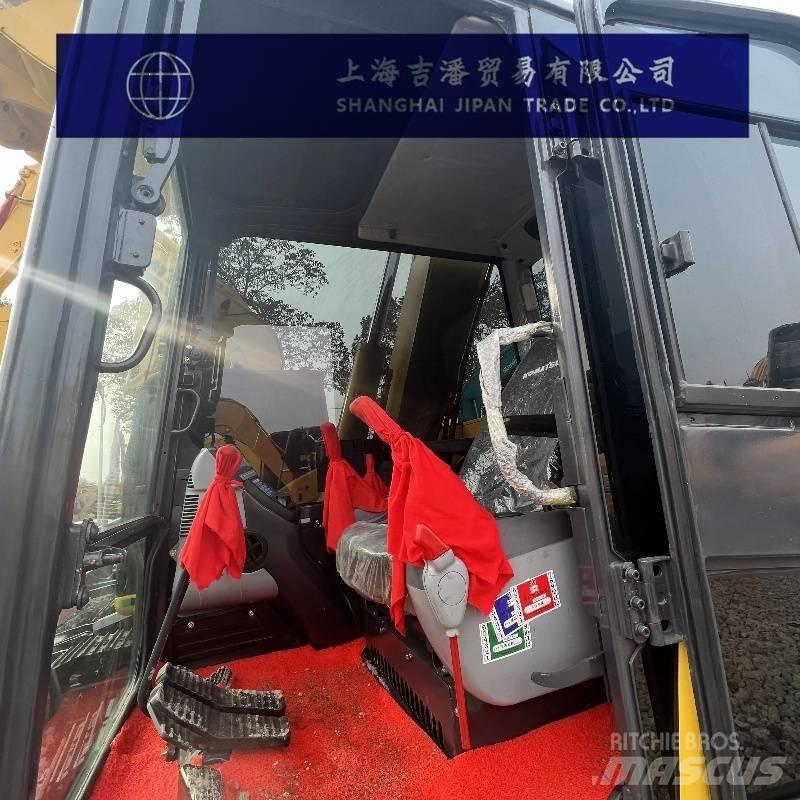 Komatsu PC 70 소형 굴삭기 7톤 미만