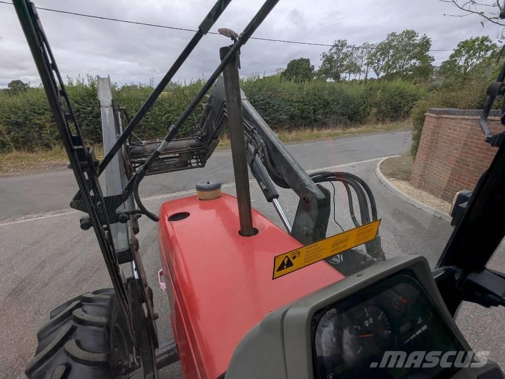 Massey Ferguson 6150 트랙터