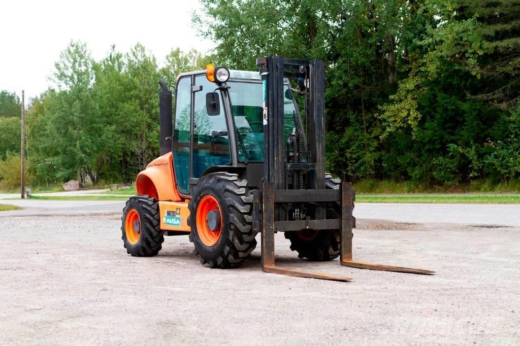 Ausa C 250 H 험지용 트럭