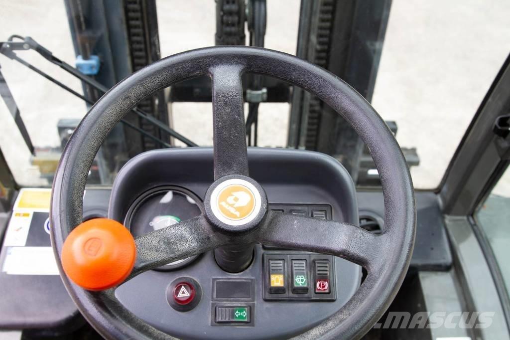 Ausa C 250 H 험지용 트럭