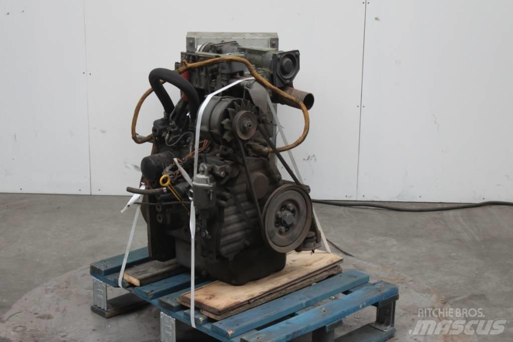 Deutz F2M2011 엔진