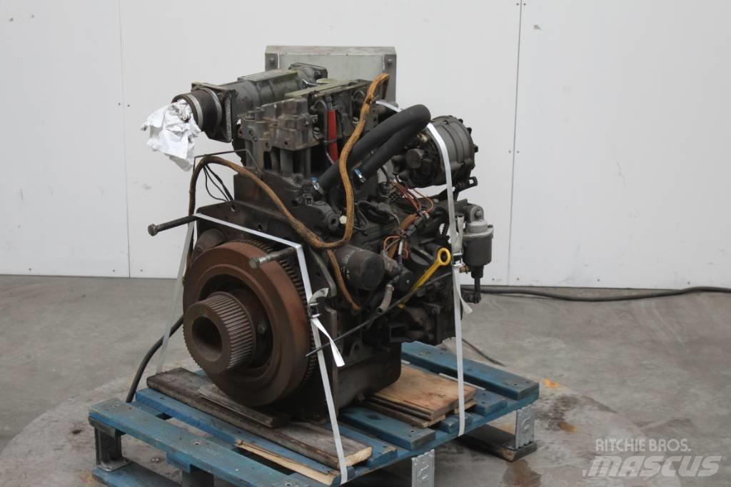 Deutz F2M2011 엔진